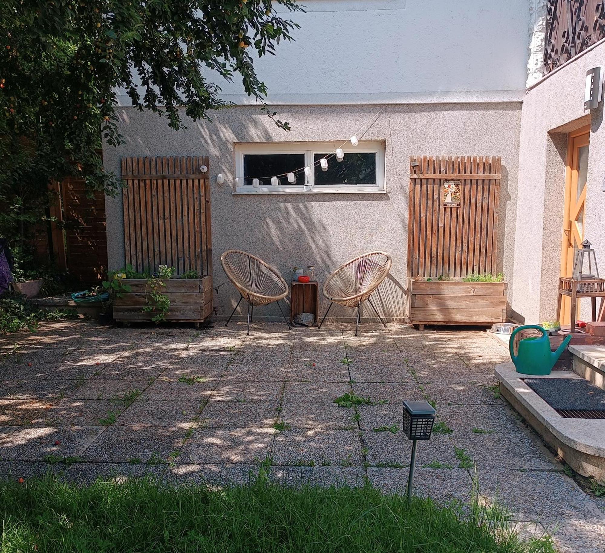 Appartamento A Place To Be - Ruhelage Mit Gratis Parkplatz